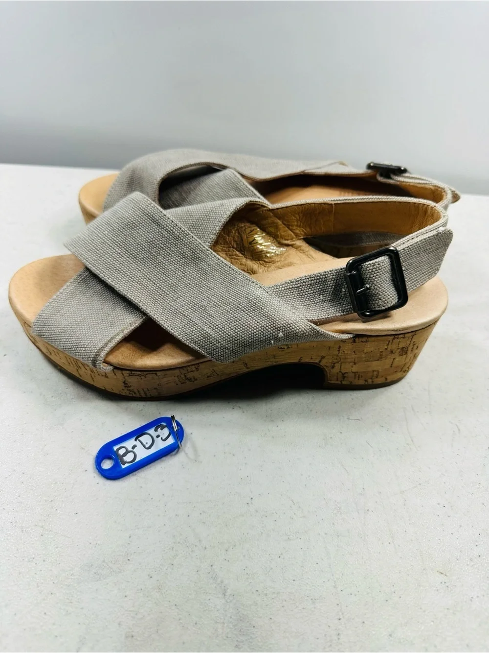 Garnet Hill  Wedges Sandals  Women’s Sz 38-7  Made Italy
